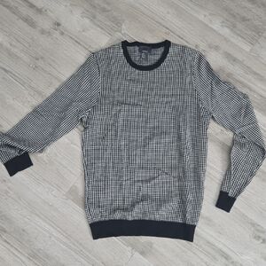 H&M Black and White Crewneck Sweater